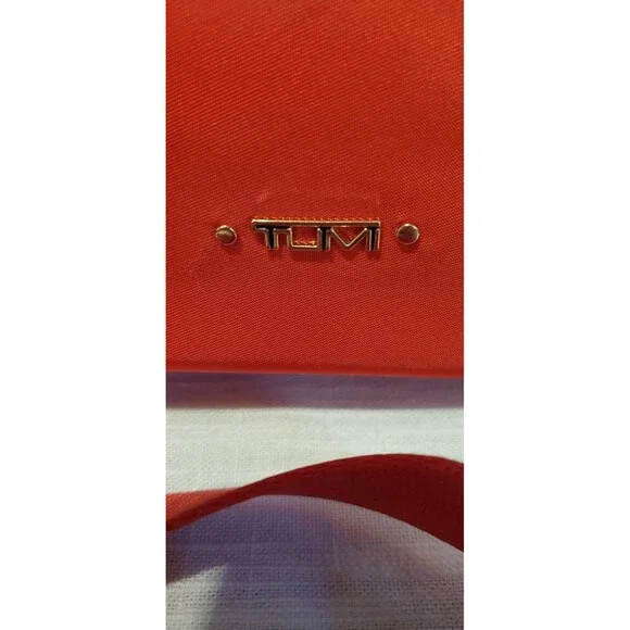 Tumi Voyageur Canton Crossbody - Picture 2 of 11